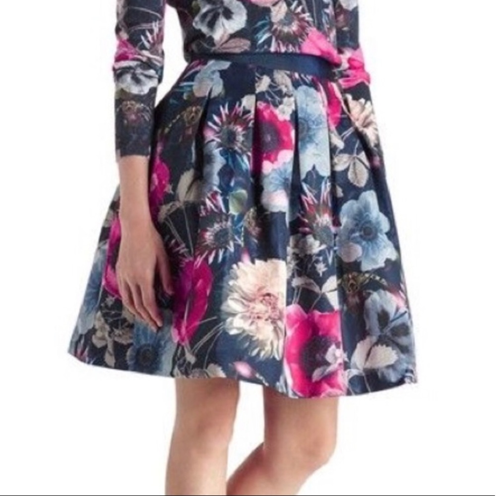 Ted baker Poppy fit & flare skit